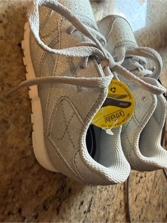 Reebok Other - Kids Reebok Sparkle Athletic Sneakers - Light Silver. NWT . Size 10